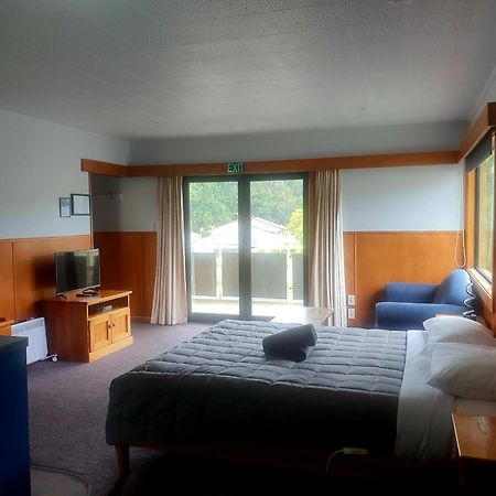 Geraldine Motels Bagian luar foto