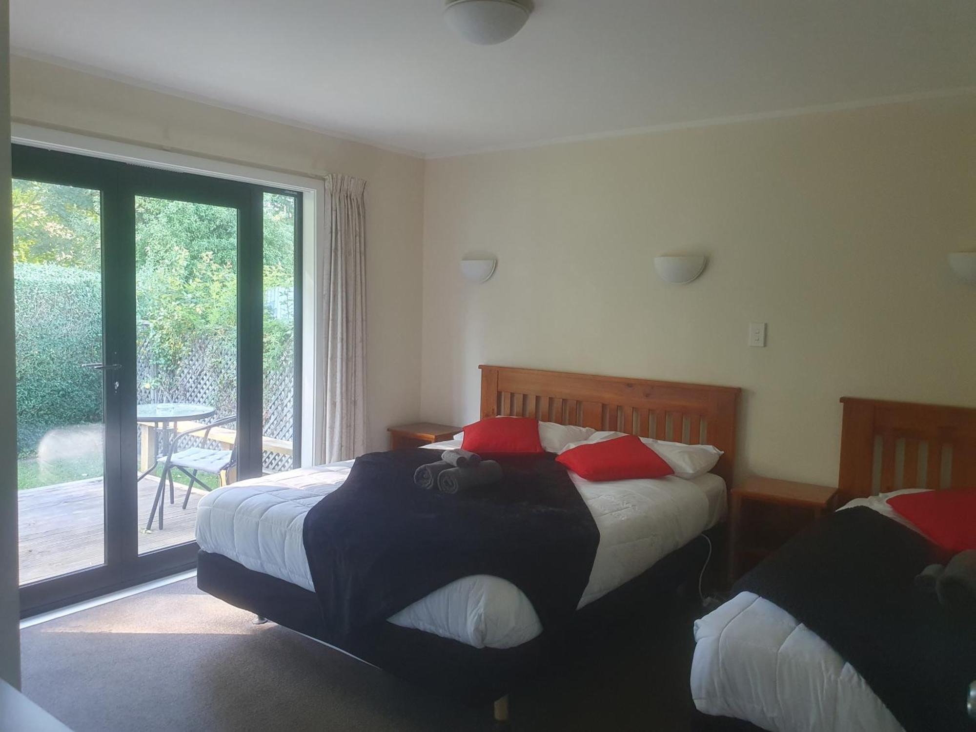 Geraldine Motels Bagian luar foto
