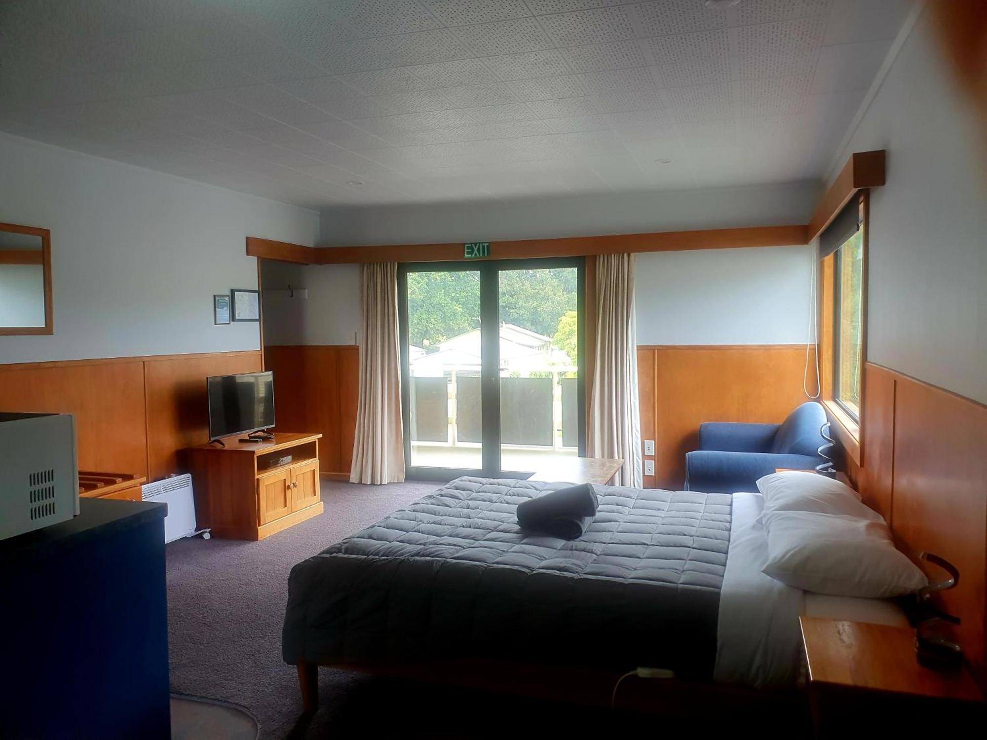 Geraldine Motels Bagian luar foto
